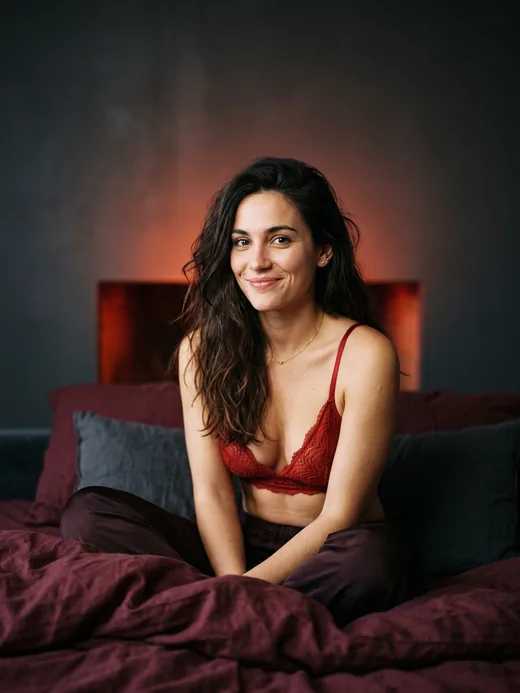 Cindy, reine des godes — téléphone sexe